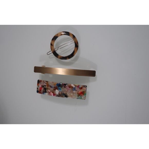 Hair Clip Barette Bundle Gold Turtleshell and Multicolor NWOT - Picture 1 of 2